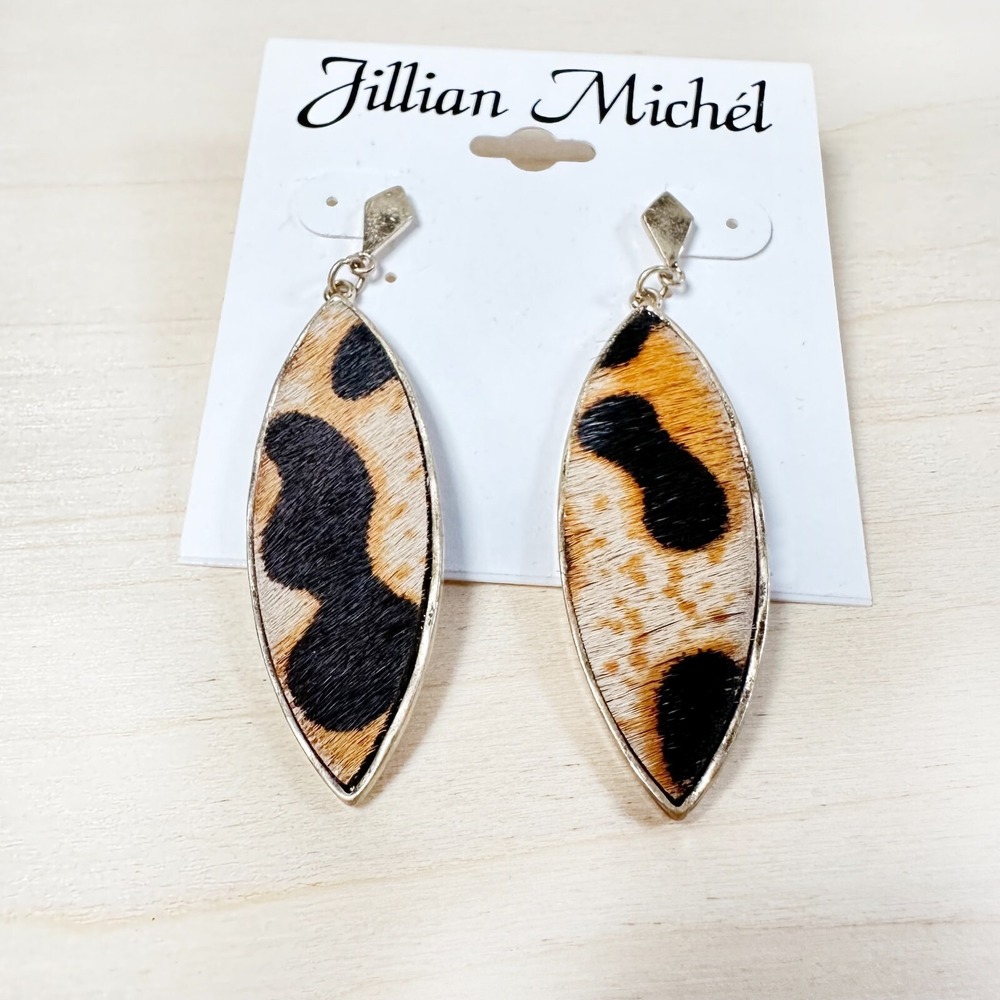 NWT Jillian Michel Cow Hair Earrings ‎ Leather Pierced Post Western